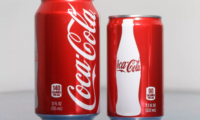 -Coca-Cola bryter 130 år gammel tradisjon: Nå tilsetter de rus i brusen